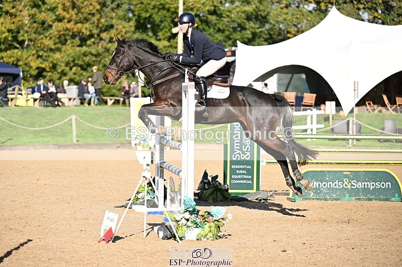 251024A-111359-06742 - B-165-Chloe.Pearson