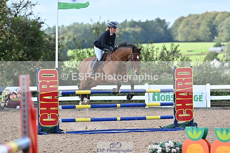 241005A-124302-03801 - SAT Cls 18 1.05m Amateur Quali