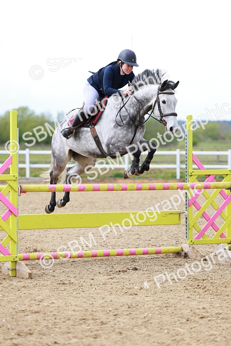 SBM_002422 - Class 10 - Senior Newcomers - 1.10m
