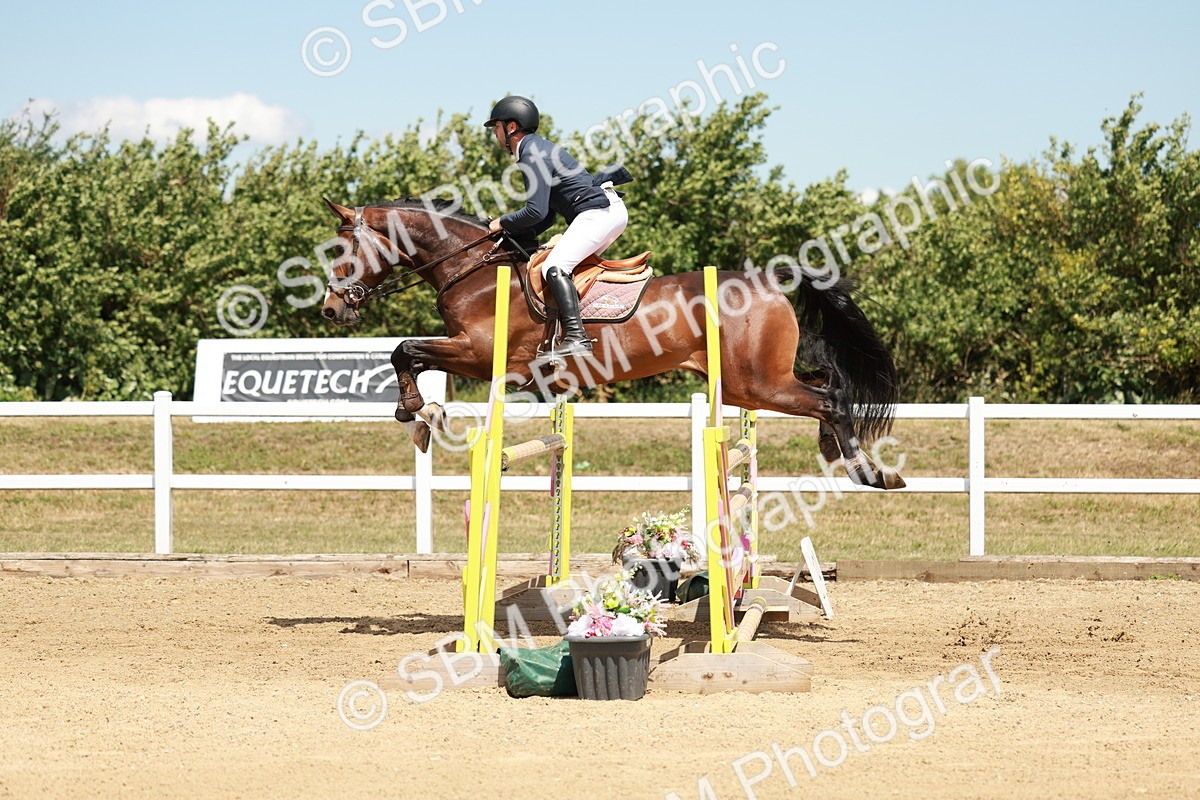 SBM_007358 - Class 3 - Senior Newcomers - 1.10m Open