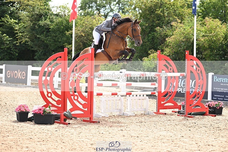 250723-154111-01193 - Cls 6 Foxhunter and 1.20m