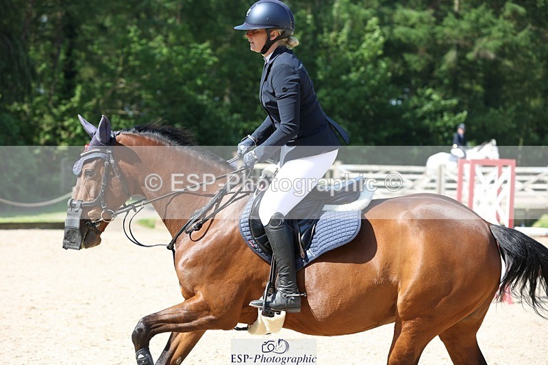 230513-103729-03922 - Cls 18 Snr 1.05m Open