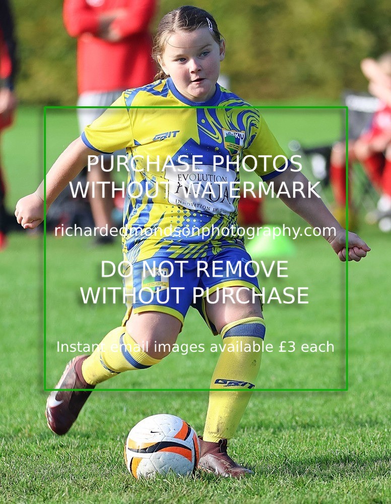 533A3740 - Kendal United Girls U9 gallery