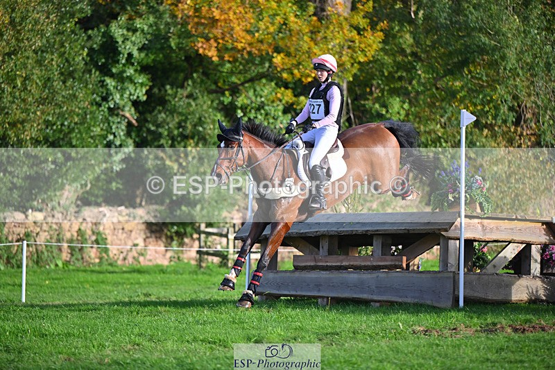 241025-153710-10383 - 227-Clementine.Crosthwaite.Eyre-LYJADOR