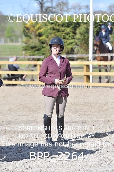 BPP_2264 - CLASS 22 SUN Senior BritiNovice/ 90cm Open