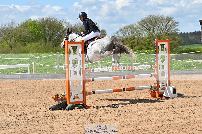 240504A-125146-01656 - Cls 4 Blue Chip Pony Newcomers & 1m Open