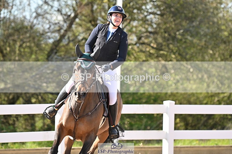 240419A-161150-08819 - Cls 14, 1 Star Bronze Tour 1.10m