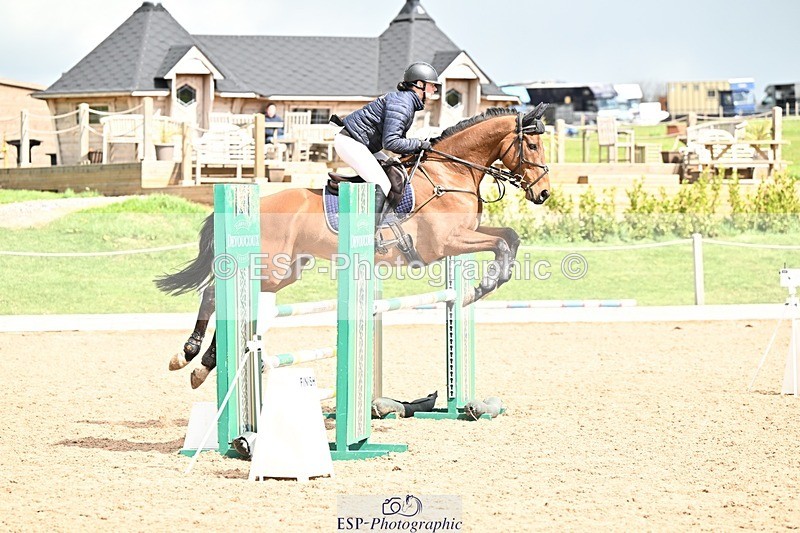 250416-120635-00748 - Cls 3 Snr 1.05m Open