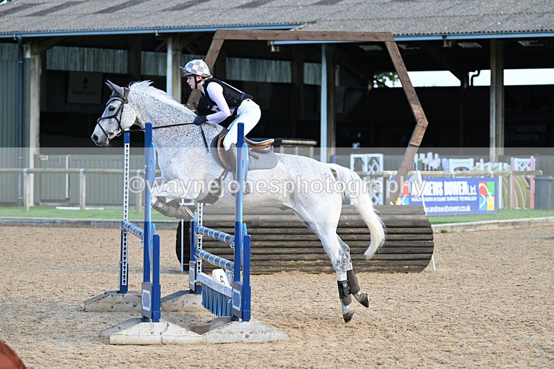 WJ7_6175 - Time 16:55 to 17:11