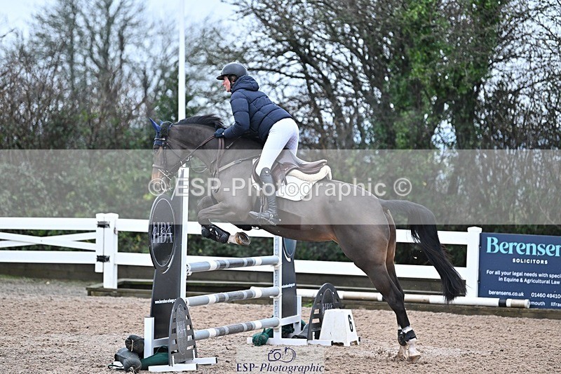 241127-095718-00119 - Cls 01A&B Brit Nov & 90cm Open