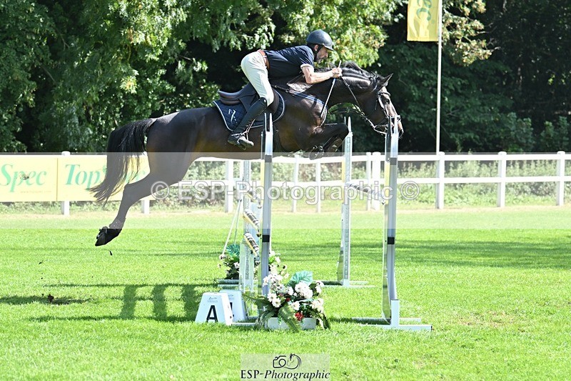 230909-113459-05233 - Cls 11 Snr Foxhunter & 1.20m Open