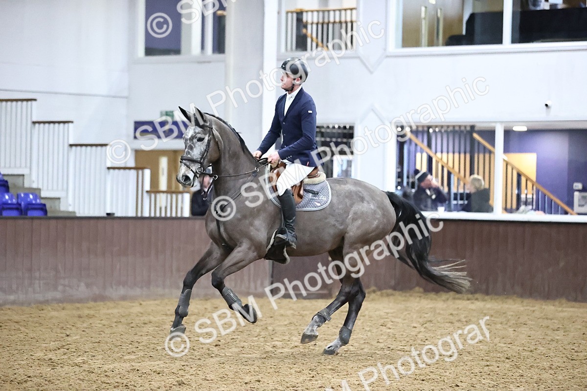 SBM_2364 - Class 8 - Nupafeed Supplements Senior Discovery/ 1m Open