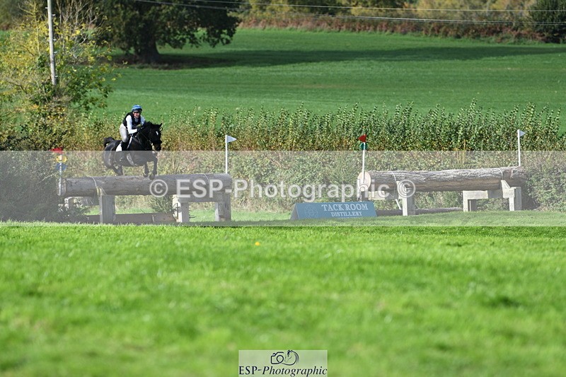 251024A-132315-12006 - B-165-Chloe.Pearson