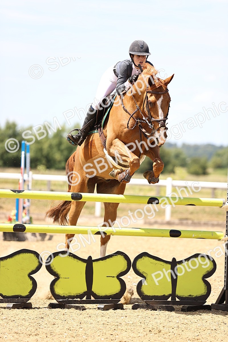 SBM_001445 - Class 16 - GFS Senior Newcomers 1.25m