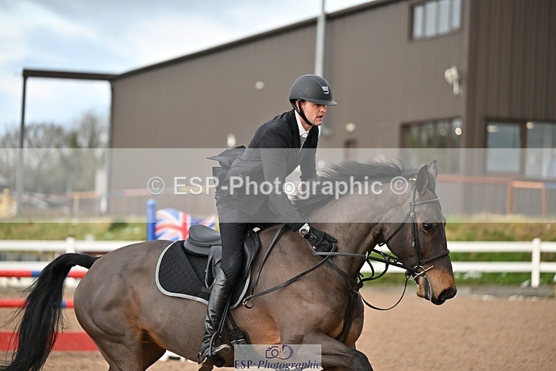 250111-135101-00510 - Cls 12 Newcomers and 1.10m Open