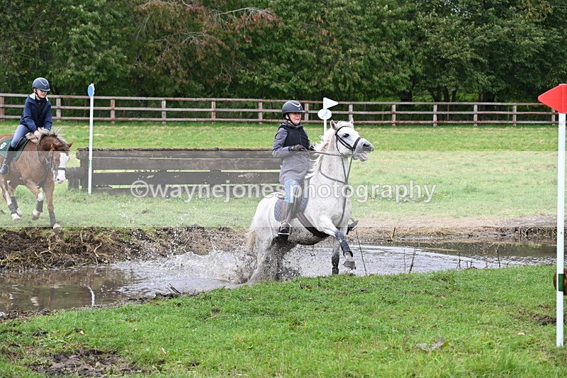 WJ6_5492 - Time at Photographer 12:31 to 12:40