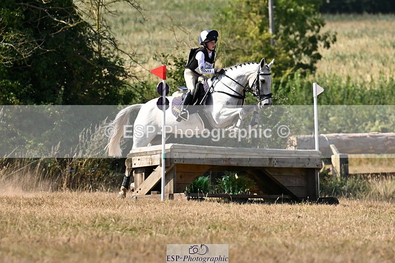 250824A-151730-38719 - 2130-Holly.Haworth-Twilight.Dancer