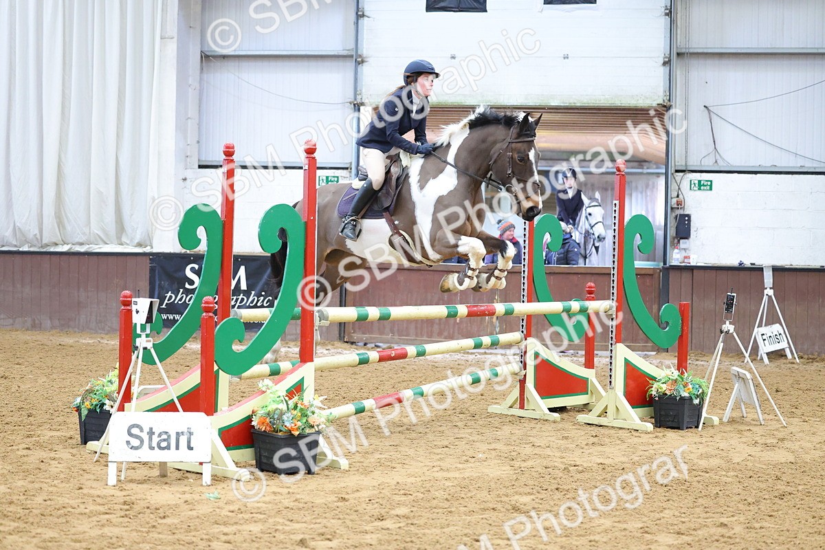 SBM_009912 - Class 21 - Nupafeed Supplements Senior Discovery/ 1m Open - First Round (1.00m)