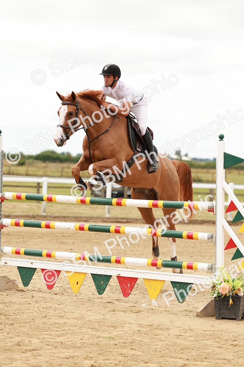 SBM_018227 - Class 21 - Senior Newcomers Championship 2d Rd