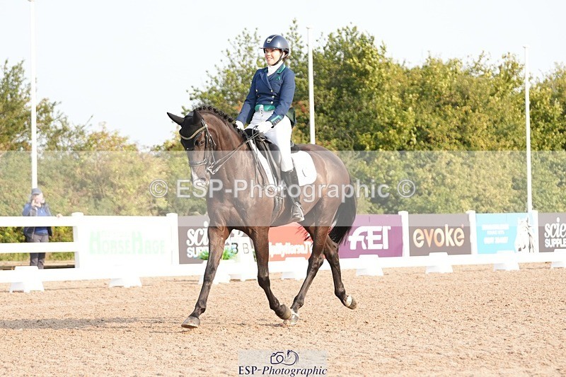 250817-083832-07291 - 144-Hayley.JamesKingstone-W