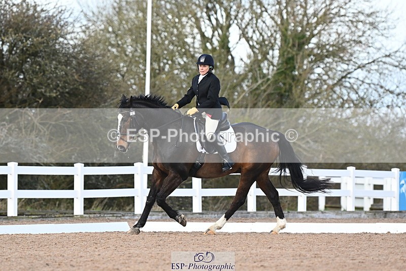 240323A-133031-03111 - UnA Medium 71