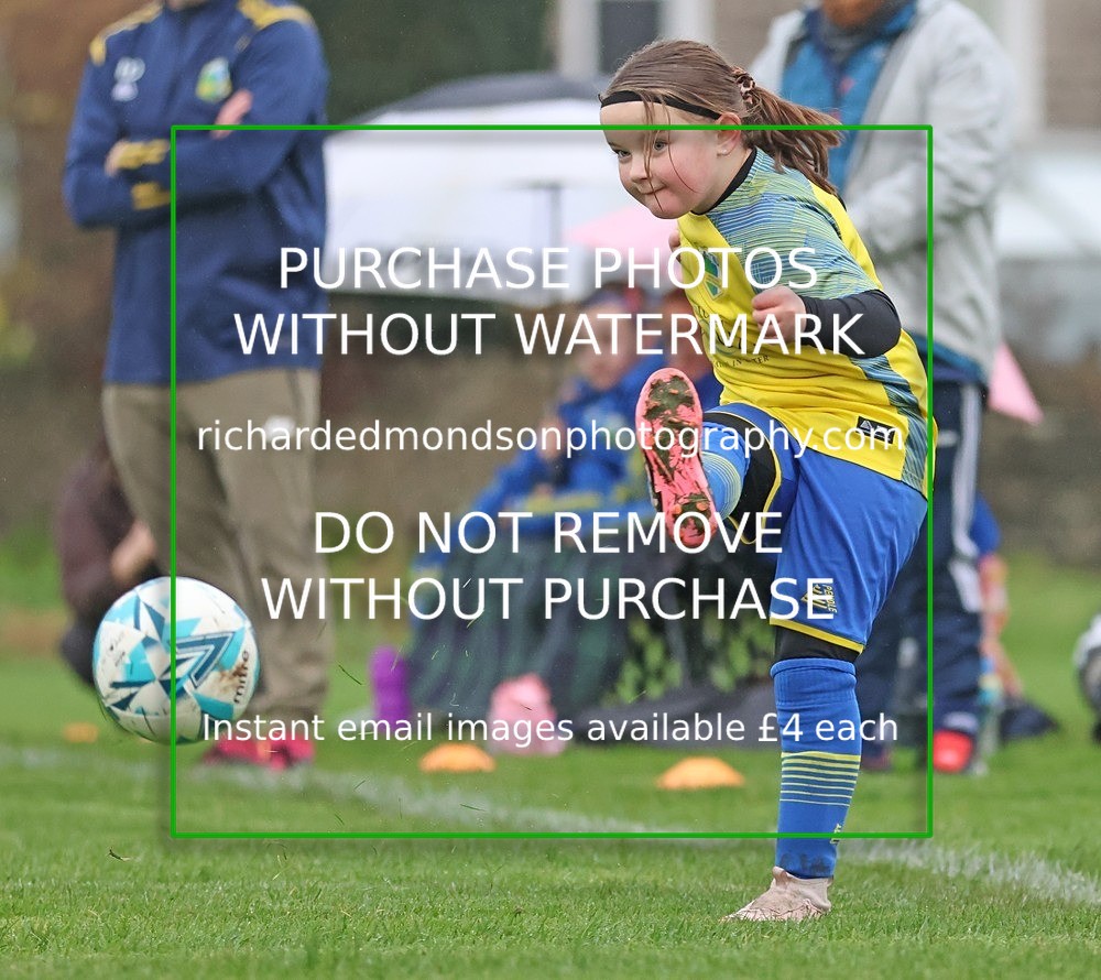 533A4671 - Wattsfield under 7s vs Kendal Utd Ladies & Girls U8 (22/11/25)