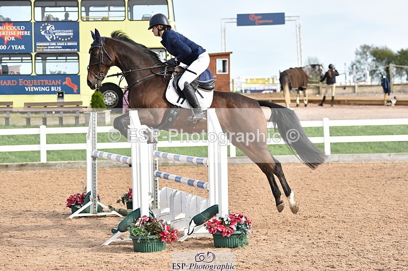 231015A-144342-08783 - Cls 26 1.05m Grand Prix