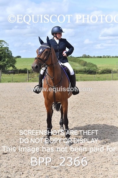 BPP_2366 - CLASS 17 SUN Senior Newcomers/ 1.10m Open