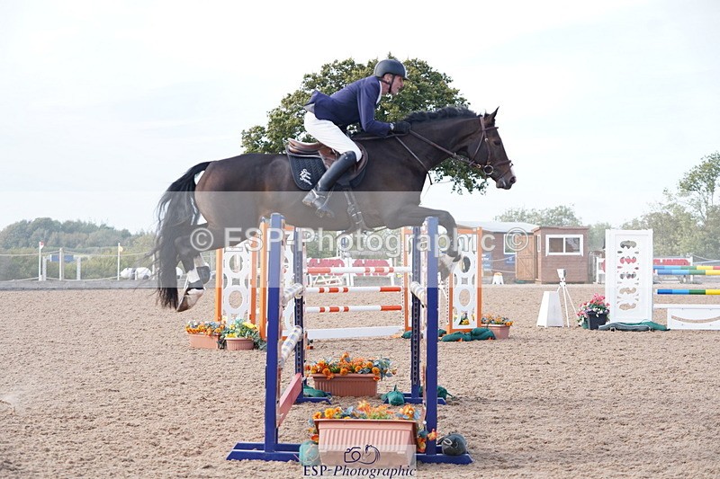 241005A-155236-05113 - SAT Cls 12 Snr Fox & 1.20m Open