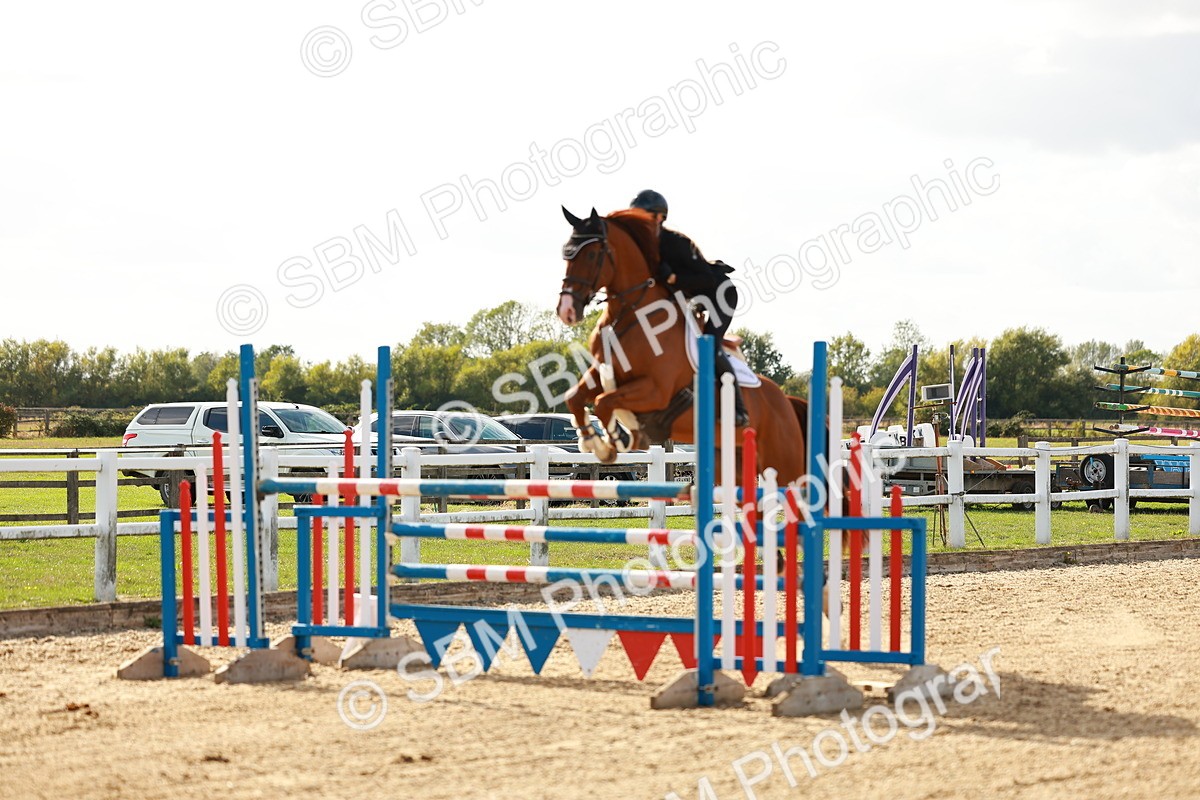 SBM_001941 - Class 5 - Senior Foxhunter - 1.20m