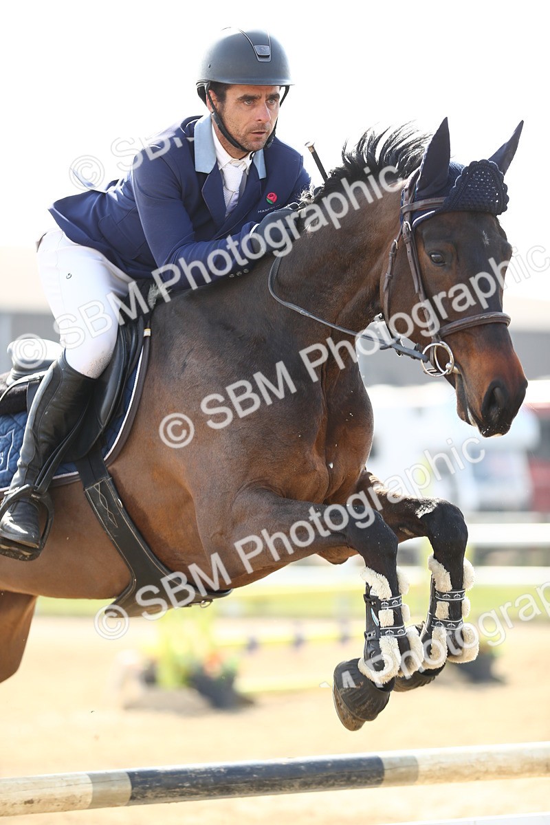SBM_002160 - Class 9 - Senior Discovery - 1.00m