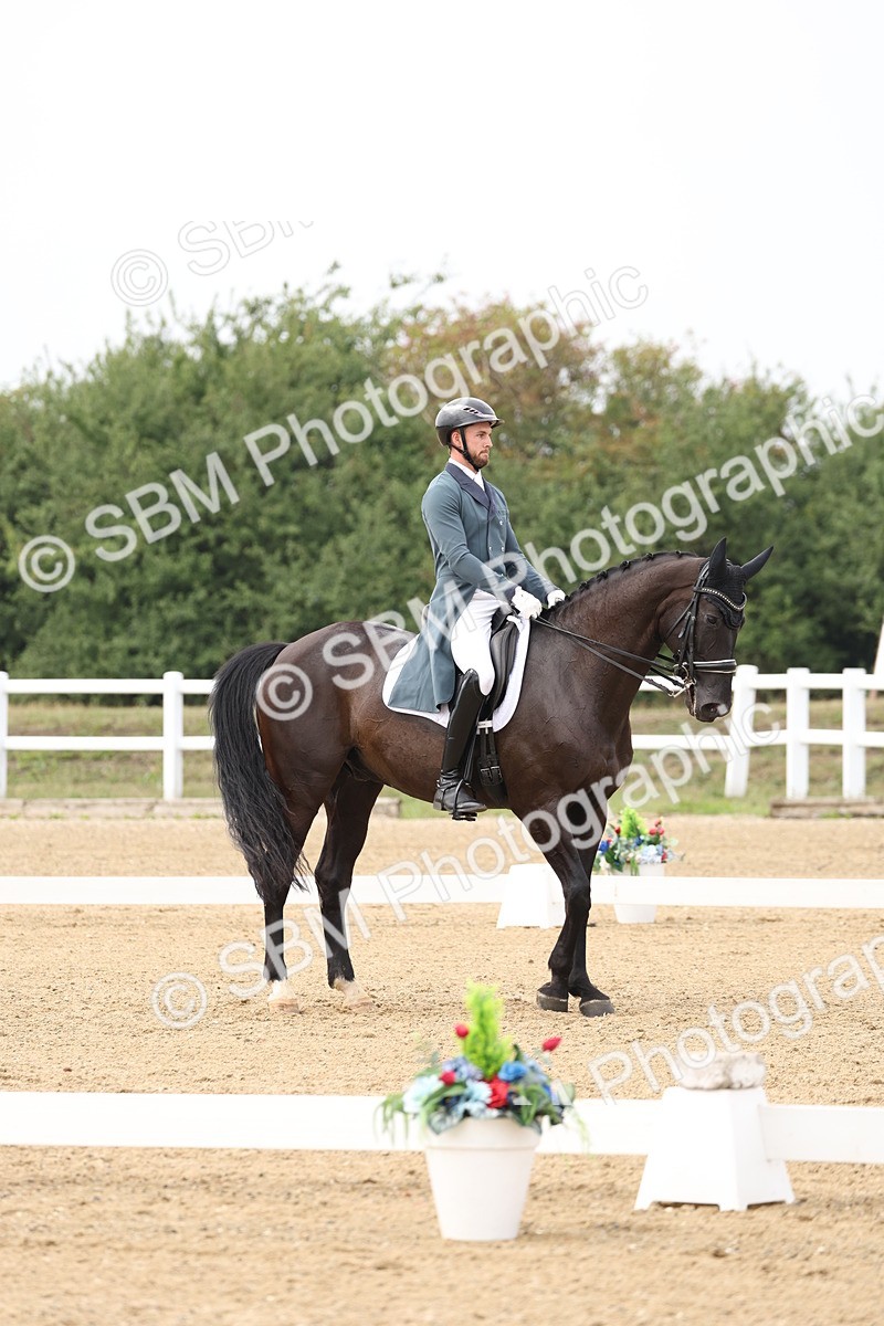 SBM_008361 - Class 10 - FEI INT I - 16.10-16.50