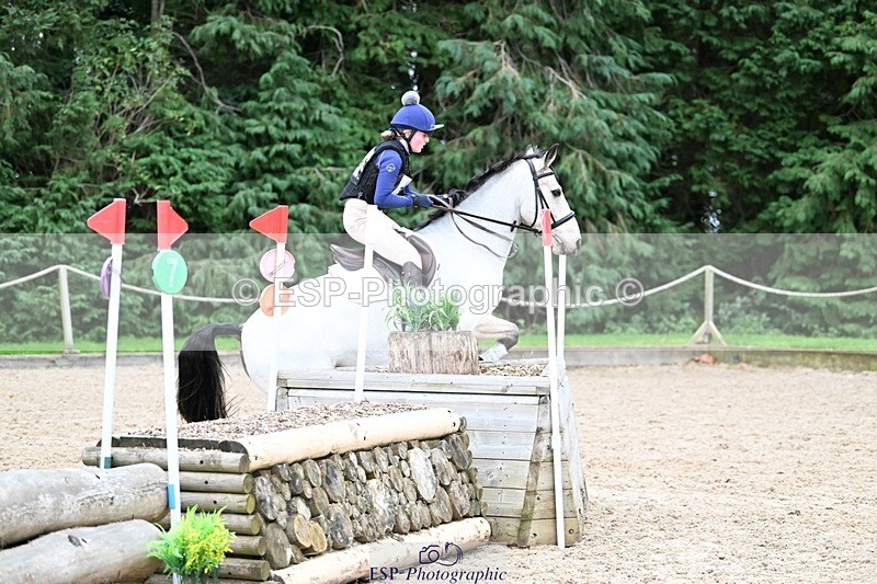 241117-144043-04680 - Cls 3 90-95cm 14.00 to 15.00