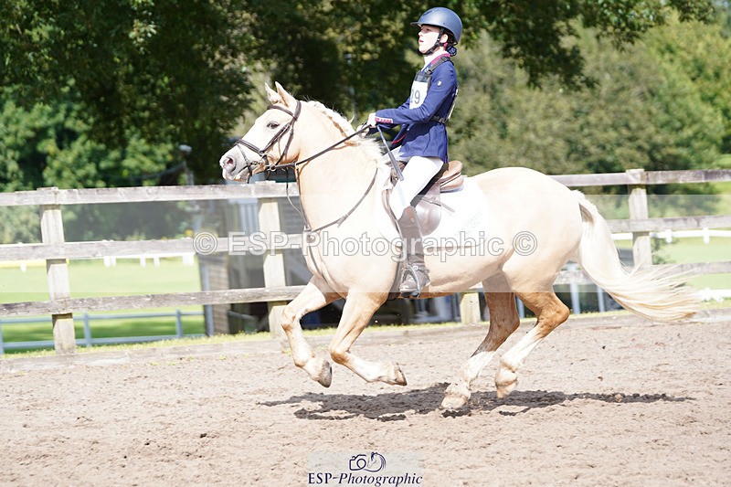 240824X-150810-28705 - 80cm Round 1 14.00 to 15.30