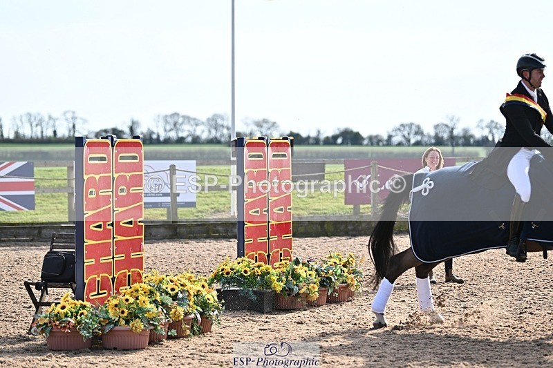 250404-155754-07325 - Cls 7 FEI Inter I Presentations