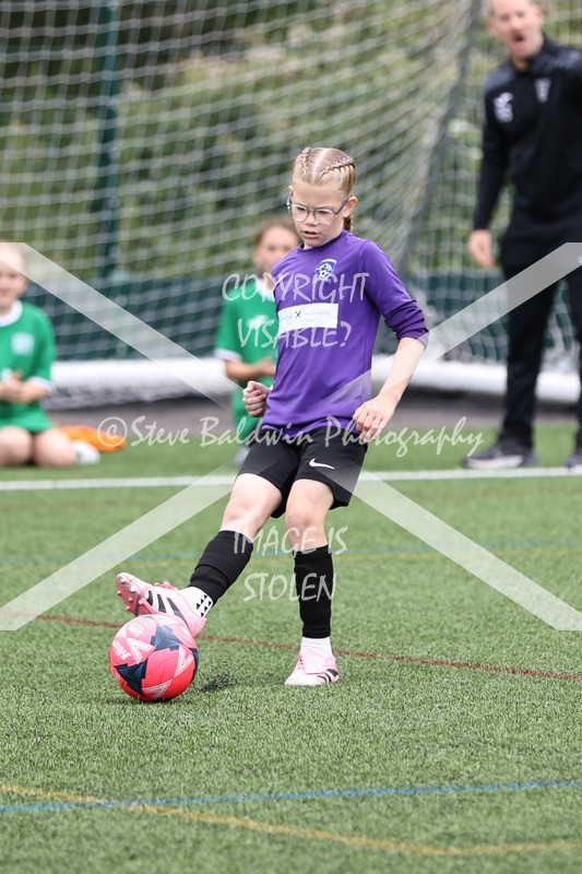 1DX31290 - Sat 6th U12 Girls