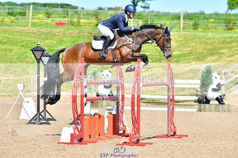 230527A-145135-05128 - Cls 17 National 1.30m Open