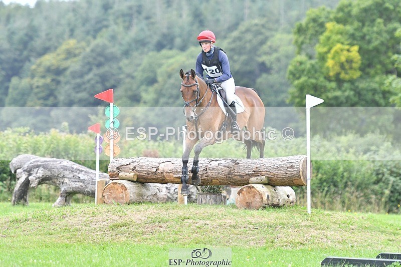 240803-122001-03542 - 120-Rosie_Bradley-Hole-BROADSTRUTHER