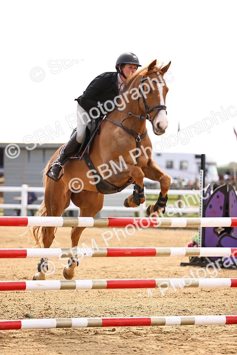 SBM_002391 - Class 11 - Senior newcomers - 1.10m