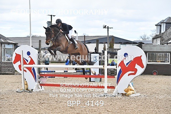BPP_4149 - CLASS 6 FRI Senior Newcomers/ 1.10m Open