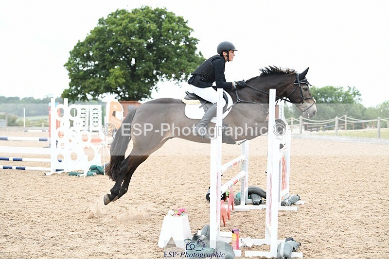 250807-111935-00586 - 90cm Round 1