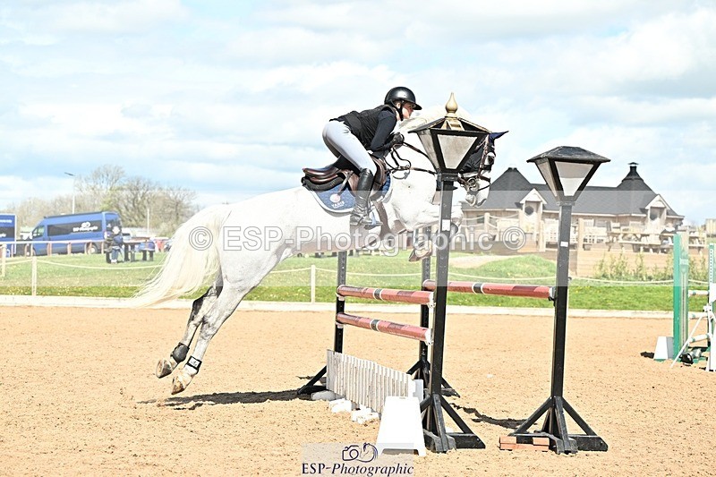 250416-133639-01151 - Cls 4 Newcomers and 1.10m