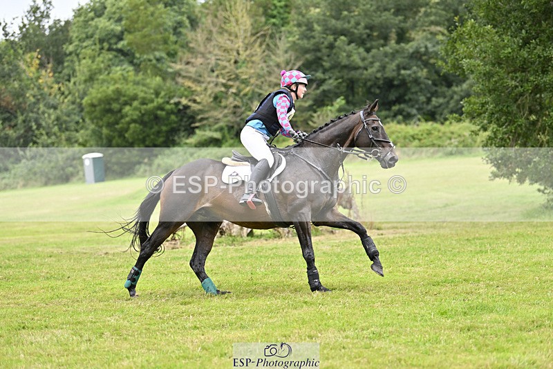 240825X-172929-37755 - 80cm XC 16.30 to 17.30