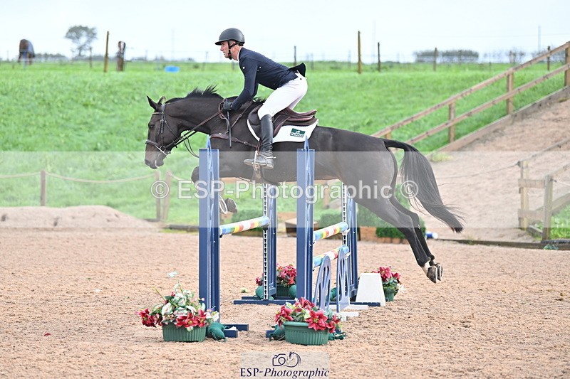 231013A-100929-01109 - Cls 7 Discovery & 1m Open