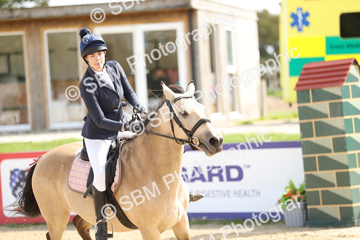 SBM_06468 - J29 - Senior Horse & Pony 65cm Championship