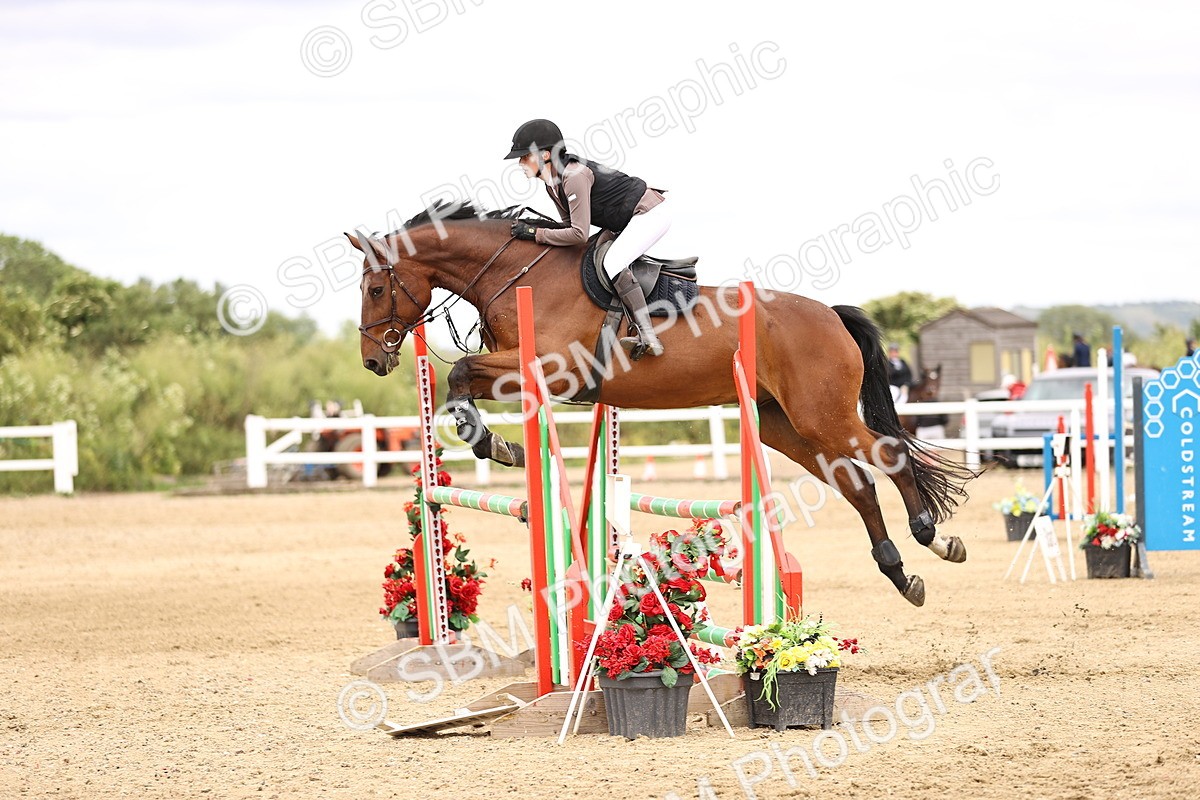 SBM_007753 - Class 19 - Senior Newcomers - 1.10m