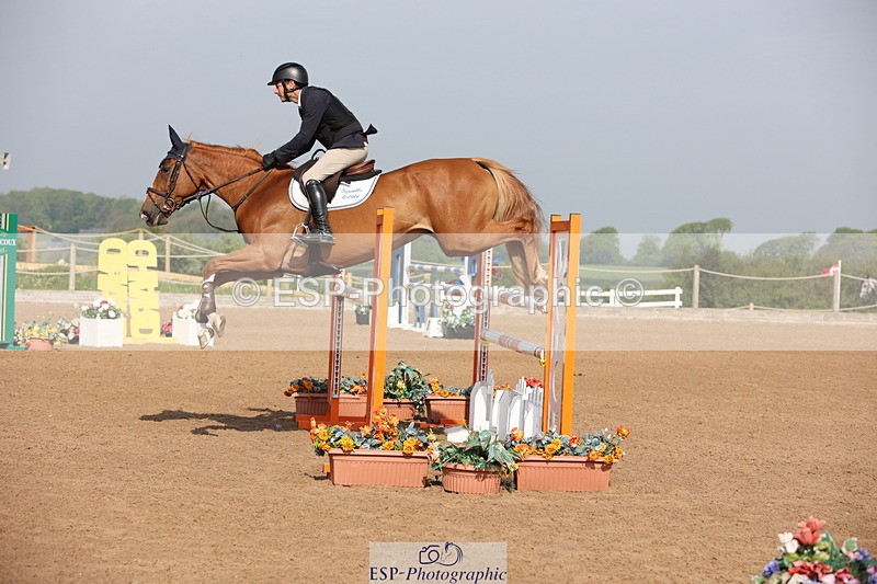 240511A-091807-11011 - Cls 32 Foxhunter