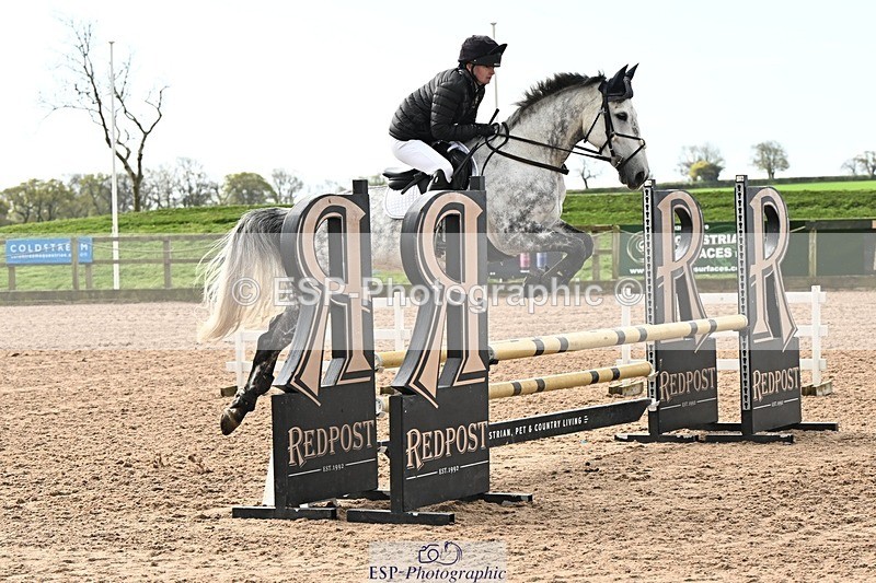 250416-094929-00118 - Cls 1 British Novice and 90cm