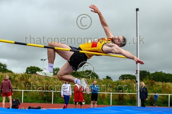 ComMast25-912334 - Field Male Set Two