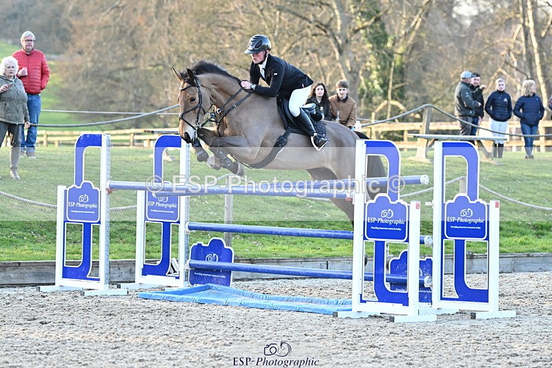 250322A-172202-03756 - Cls 14 Snr Fox & 1.20m Open